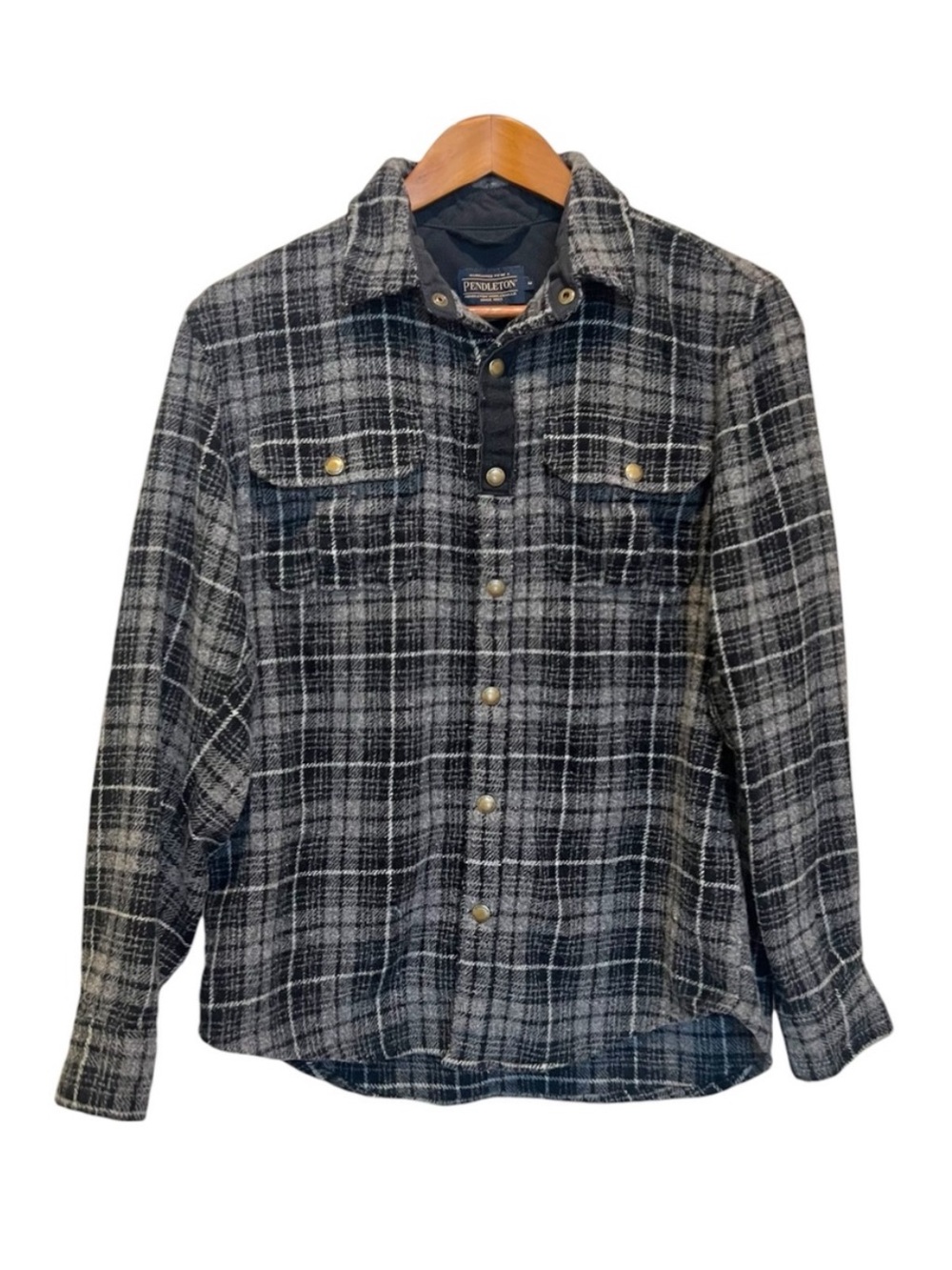 Pendleton 100% Virgin Wool Shirt Jacket Plaid Black Gray Medium Button Front